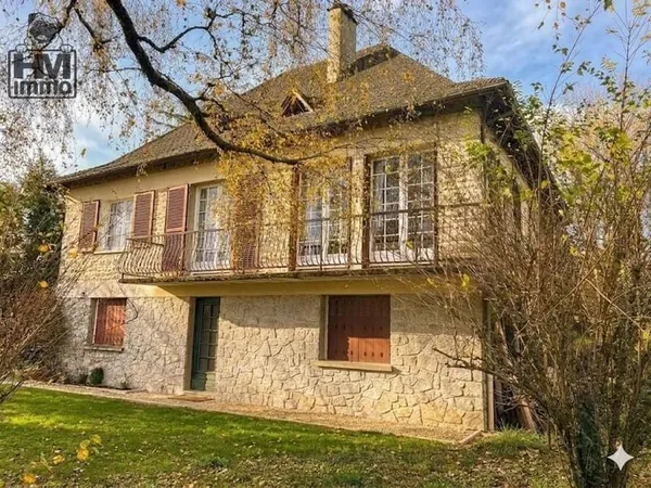 Maison 8 pièces 164 m²