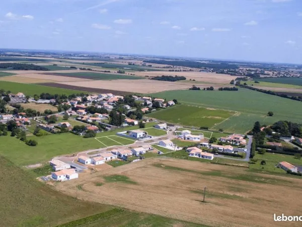 Terrain 628 m² La Bretonniere La Claye