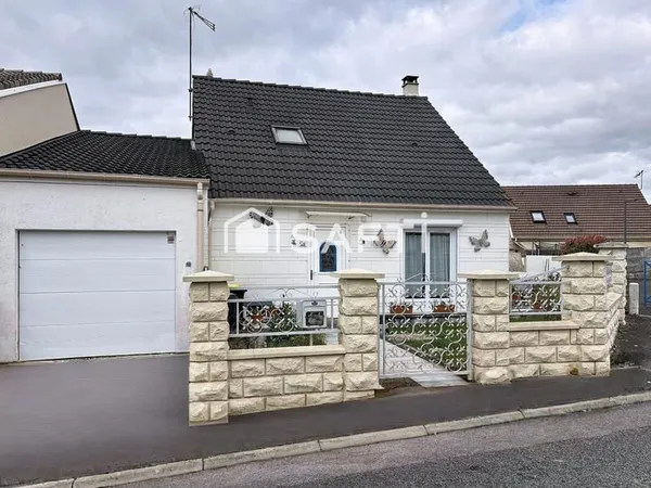 Maison familiale avec jardin, garage et sous-sol