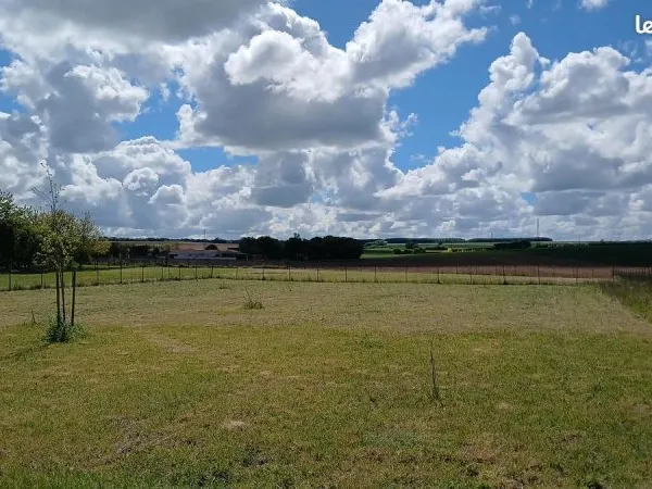 Terrain constructible - 1200 M2