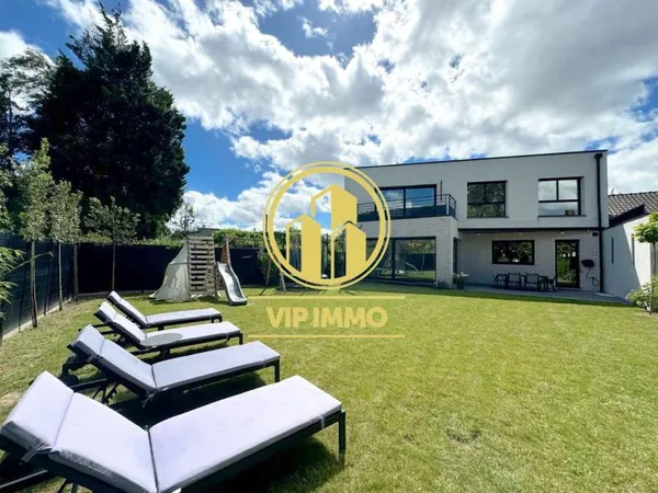 Maison de luxe 8 pièces 160 m²