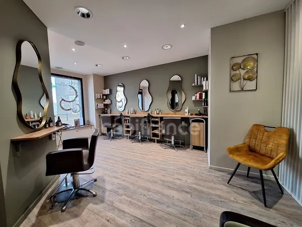 Fonds de commerce Coiffure à vendre LE PERTRE (35)