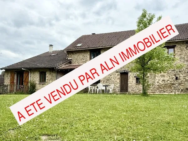 ENSEMBLE IMMOBILIER CARACTERE ET CHARME MAISON + GITE + PISCINE
