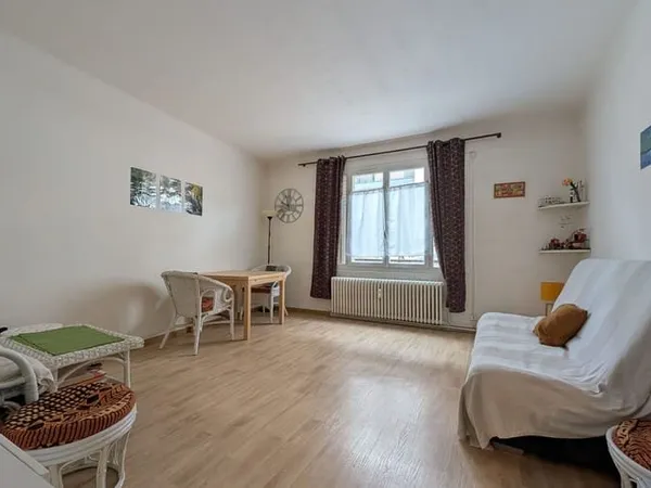 Studio 1 pièce 34 m²