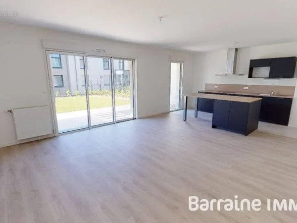 A vendre gouesnou appartement t4 91m² 3 chambres jardin terrasse parking privatif