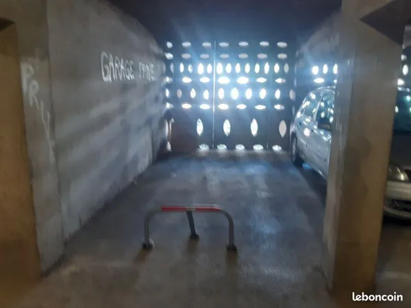 Vente parking intérieur