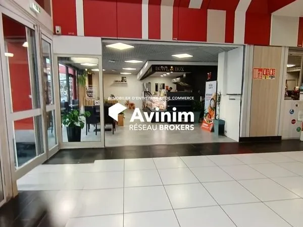 Local 90 m² Lons