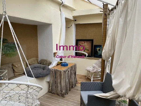 Local commercial de 176 m² avec 2 vitrines
