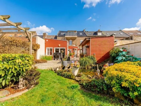 Maison 5 pièces 190 m²