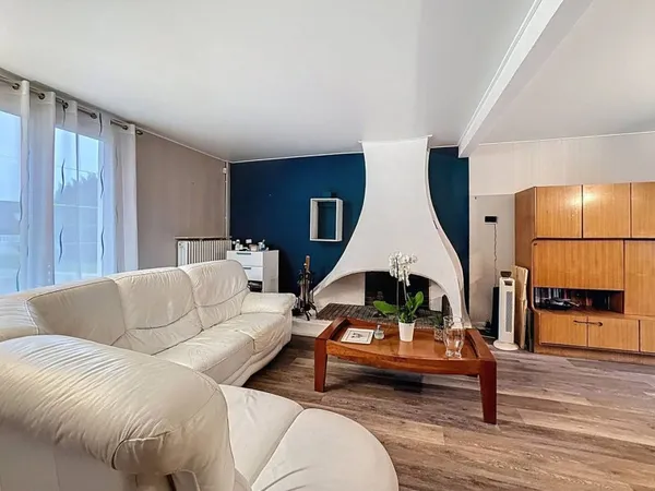 Maison Ozoir La Ferriere 8 pièce(s) 182.1 m2