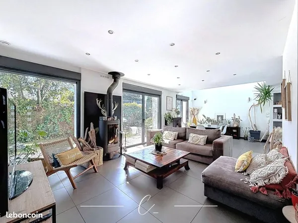 Maison 4 pièces 130 m²