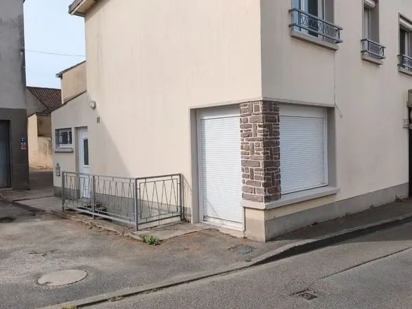 Maison 3 chambre avec courette pas de terrain