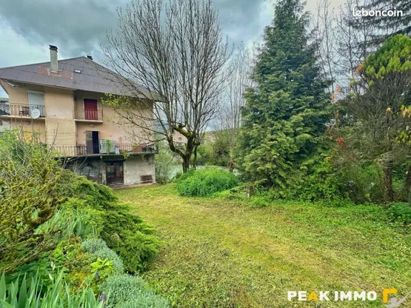 Maison 4 pièces 250 m²