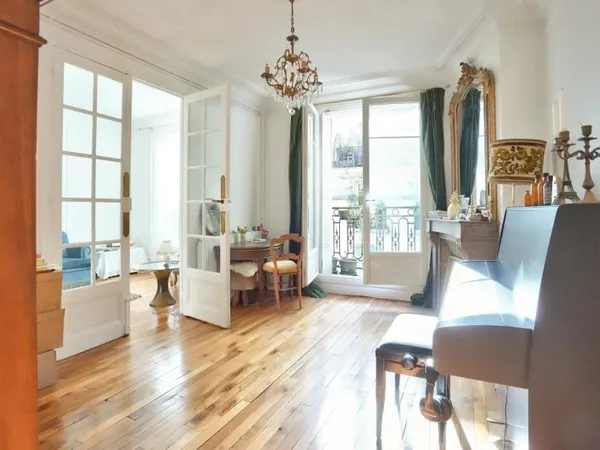 Paris XVIII - Ornano - Bel appartement 3 pièces
