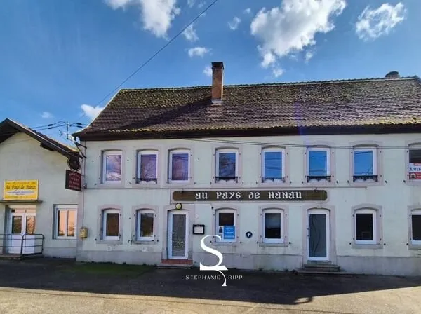 Immeuble de caractère à rénover - À VENDRE