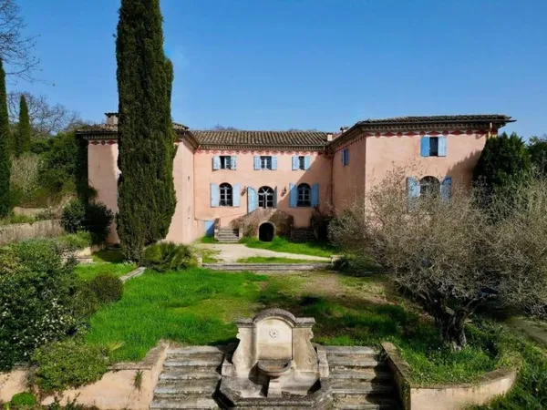 Maison individuelle 15 pièces 1200 m²
