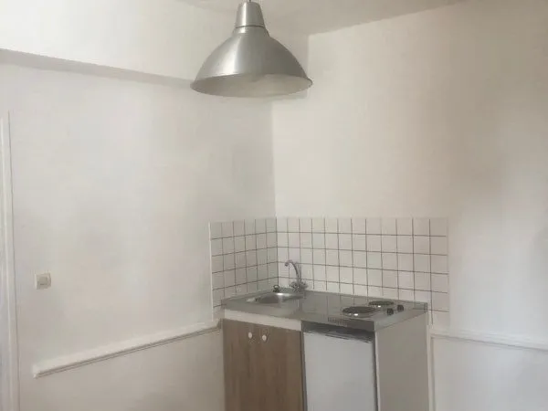 Studio 35m2 à louer, quartier historique