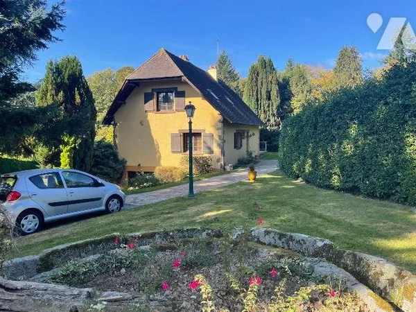 Maison 6 pièces 140 m²