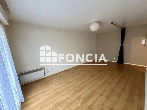 Studio 1 pièce 31 m²