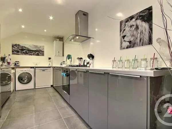 Maison 6 pièces 140 m²