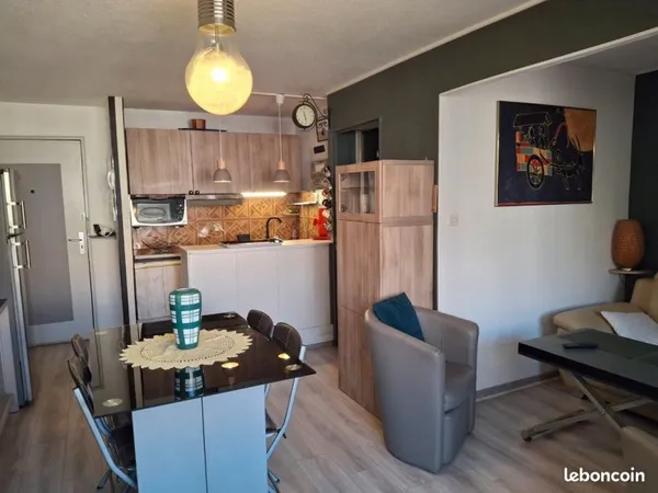 Vend T2 Sète