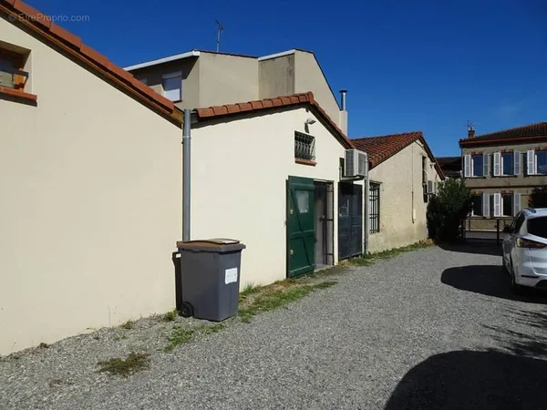 FROUZINS 31270 CENTRE vente local commercial