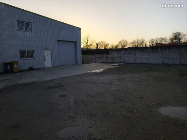 Local commercial