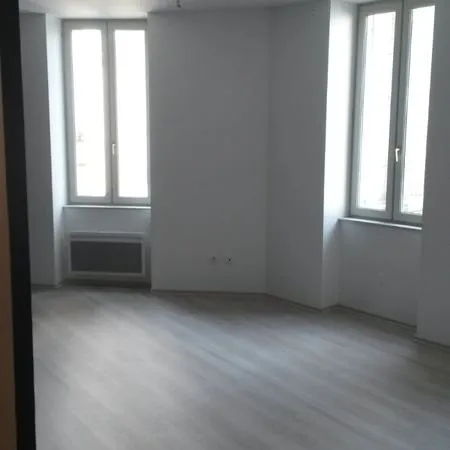 Appartement 2 chambres, 1 bureau, Nérac