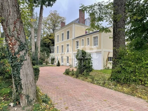 Maison 15 pièces 286 m²