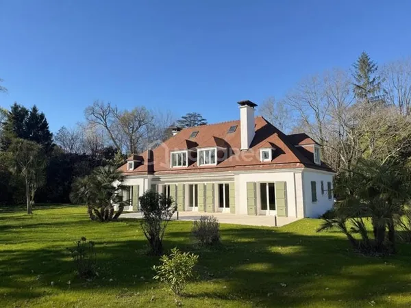 Villa 8 pièces