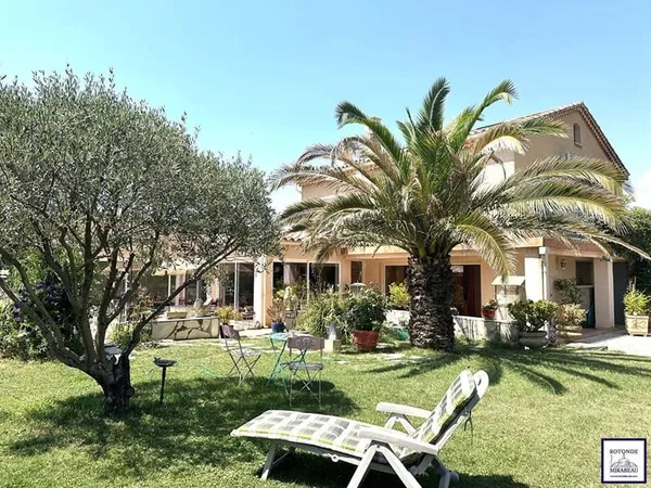 Maison 6 pièces 200 m²