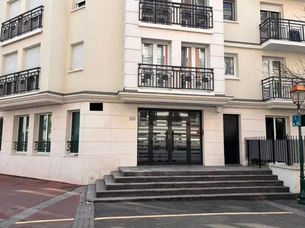 Bureaux 148 m²