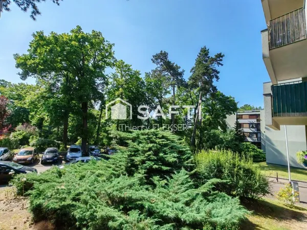 "Coup de coeur : F4 moderne, 3 chambres, dans résidence verdoyante et sécurisée"