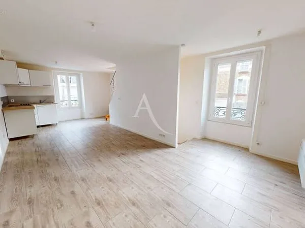 Immeuble CHILLY-MAZARIN 2 appartements avec 2 parkings 118.10 m²