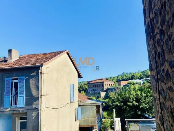 maison avec 3 appartements