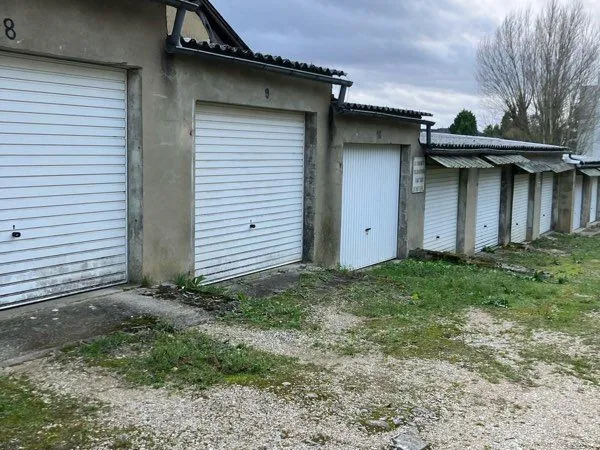 Garage à louer