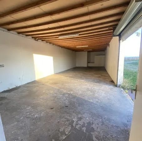 Local 150 m²