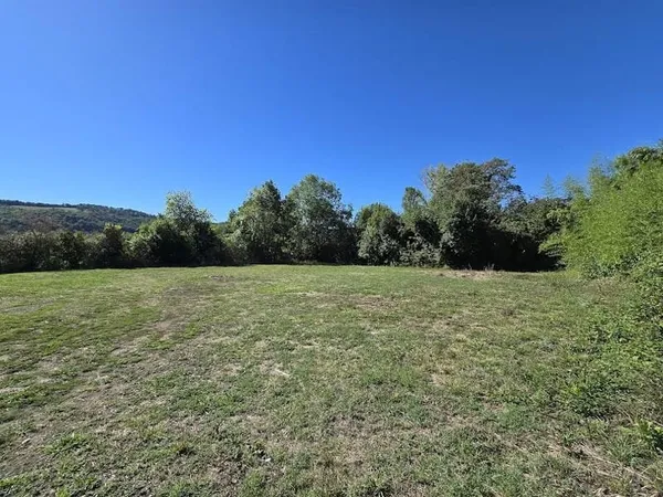Terrain à bâtir 1355 m²