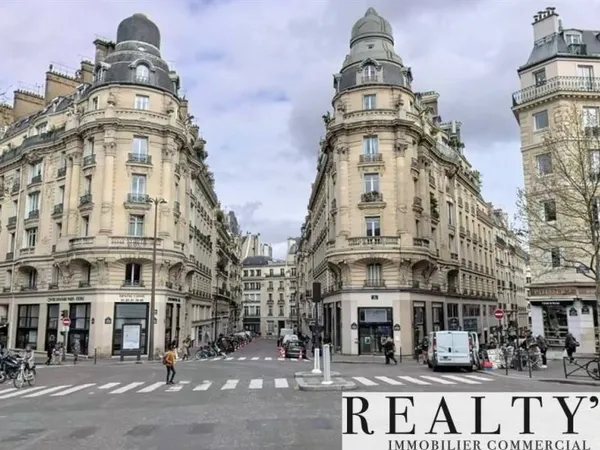 Boutique 2 pièces 203 m²