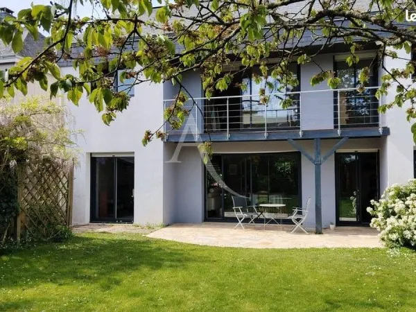 Maison 7 pièces 160 m²