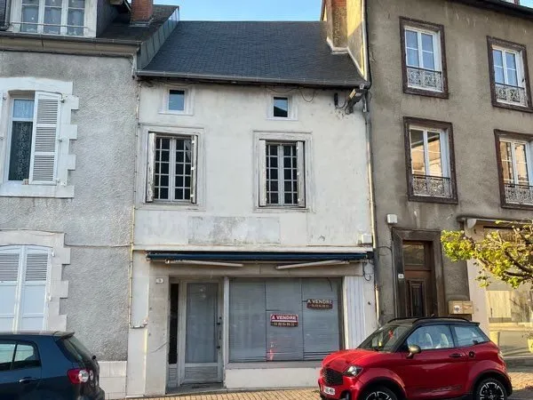 Immeuble Centre-ville Lubersac