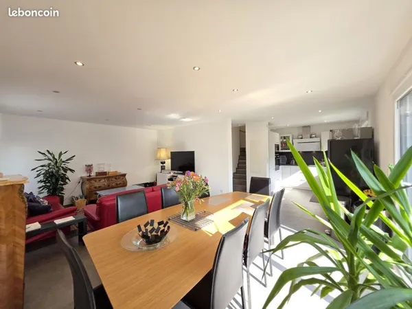 Maison 5 pièces 102 m²