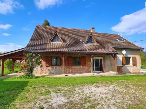 Maison 6 pièces 240 m²