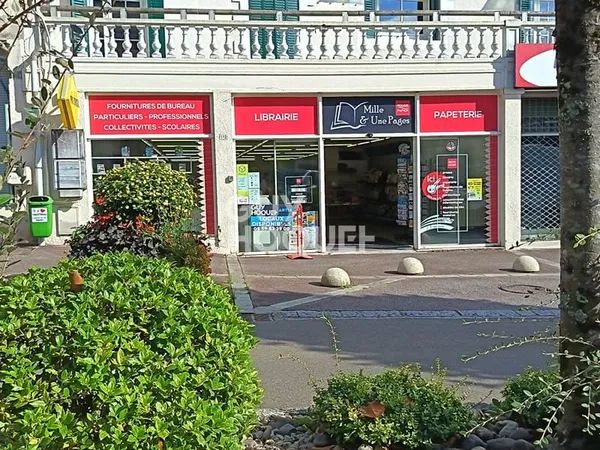 Local commercial HAGETMAU de 270 m2