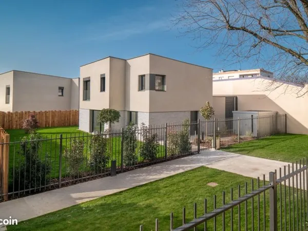 Maison neuve 126m² à Montchat centre
