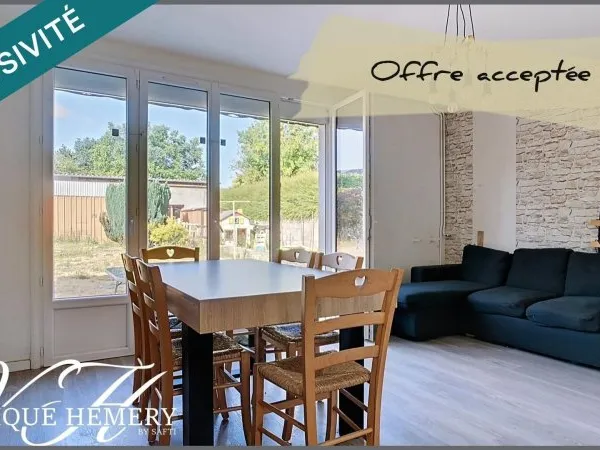 Maison 4 chambres et 1 bureau avec garage et grande dépendance