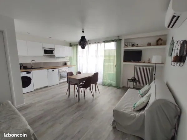 Studio 29 m² avec Balcon & Clim - Proche Remparts