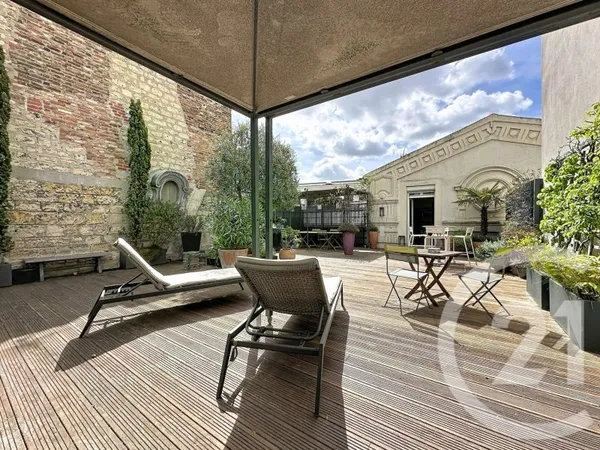 Maison 7 pièces 223 m²