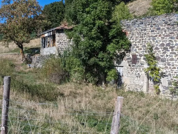 Terrain constructible 1180m2 le monastier sur gazeille