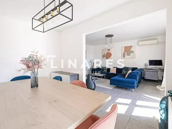 VENDOME LIFE - Appartement T5 de 94 m2 - balcons - 13012